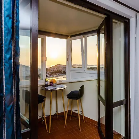 1 Bedroom With Balcony