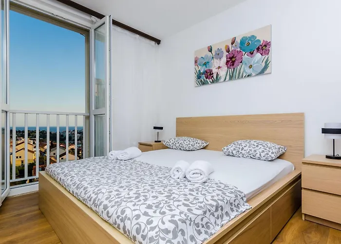 Apartament 1 Bedroom With Balcony